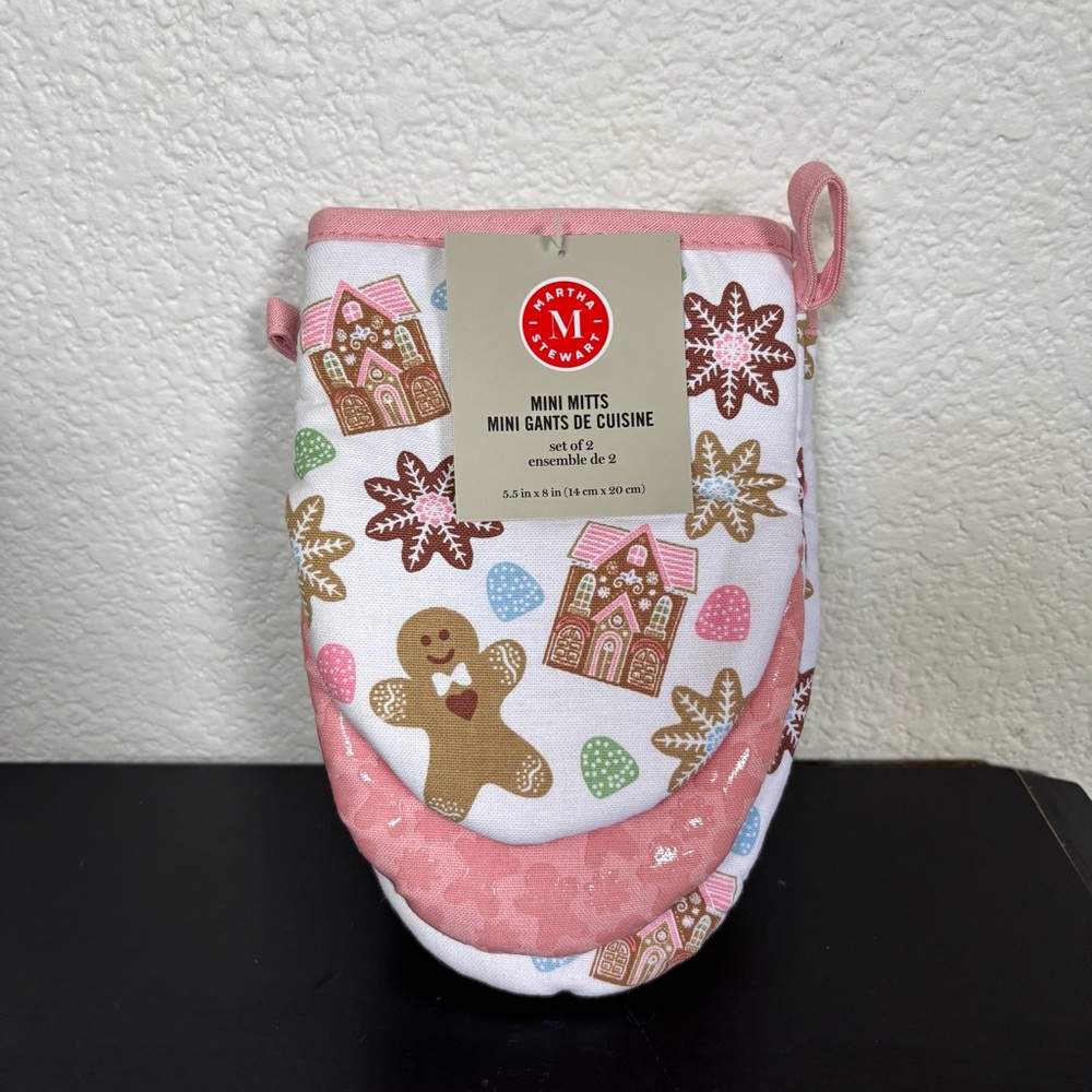 NEW Martha Stewart Mini Oven Mitts (2) PINK Gingerbread Candy Treats 100% Cotton